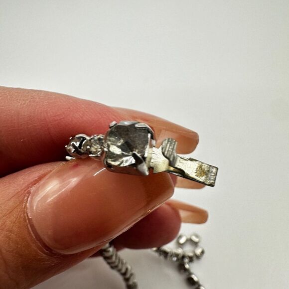 SALE Vintage 15” rhinestone necklace! - Picture 7 of 13